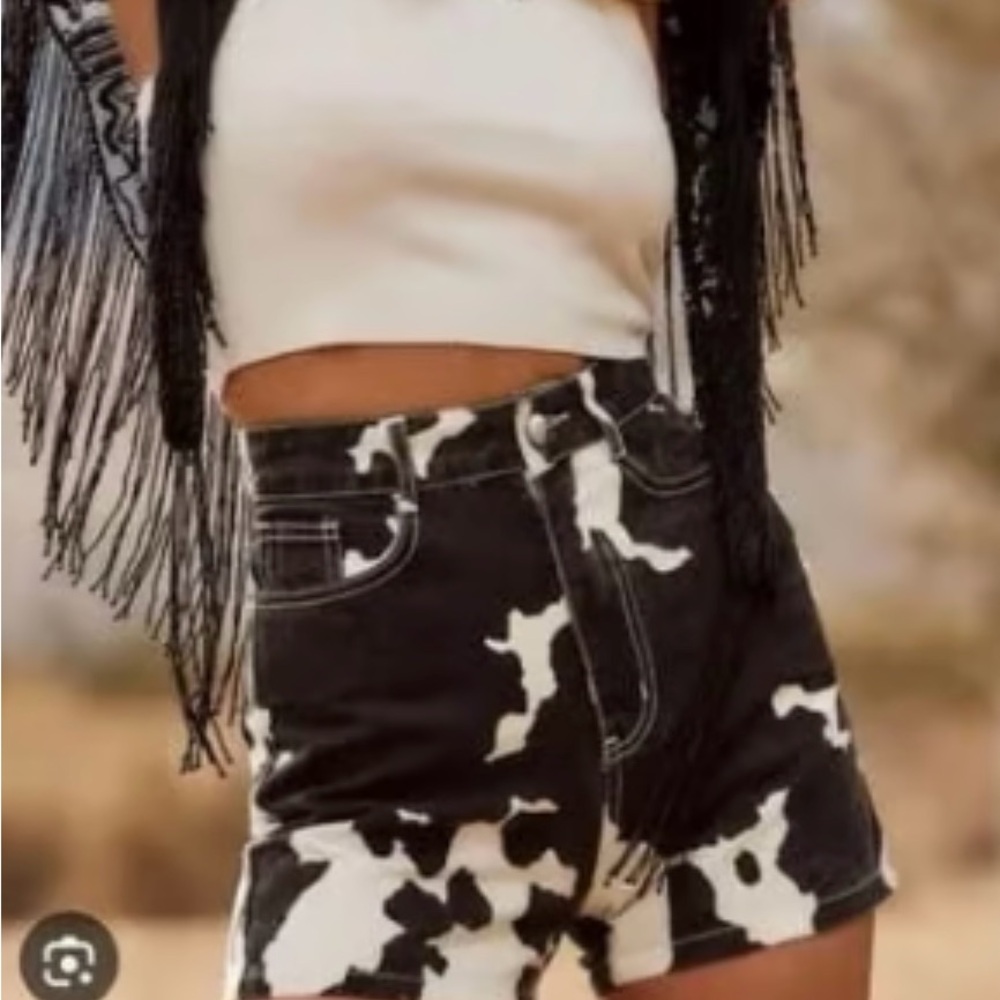 12th tribe highland cow print shorts